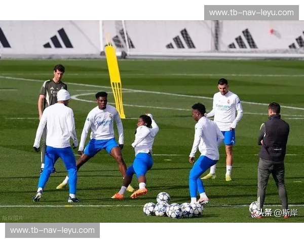 伯纳乌之夜，巨龙腾飞：皇马与中国龙队的荣耀对决